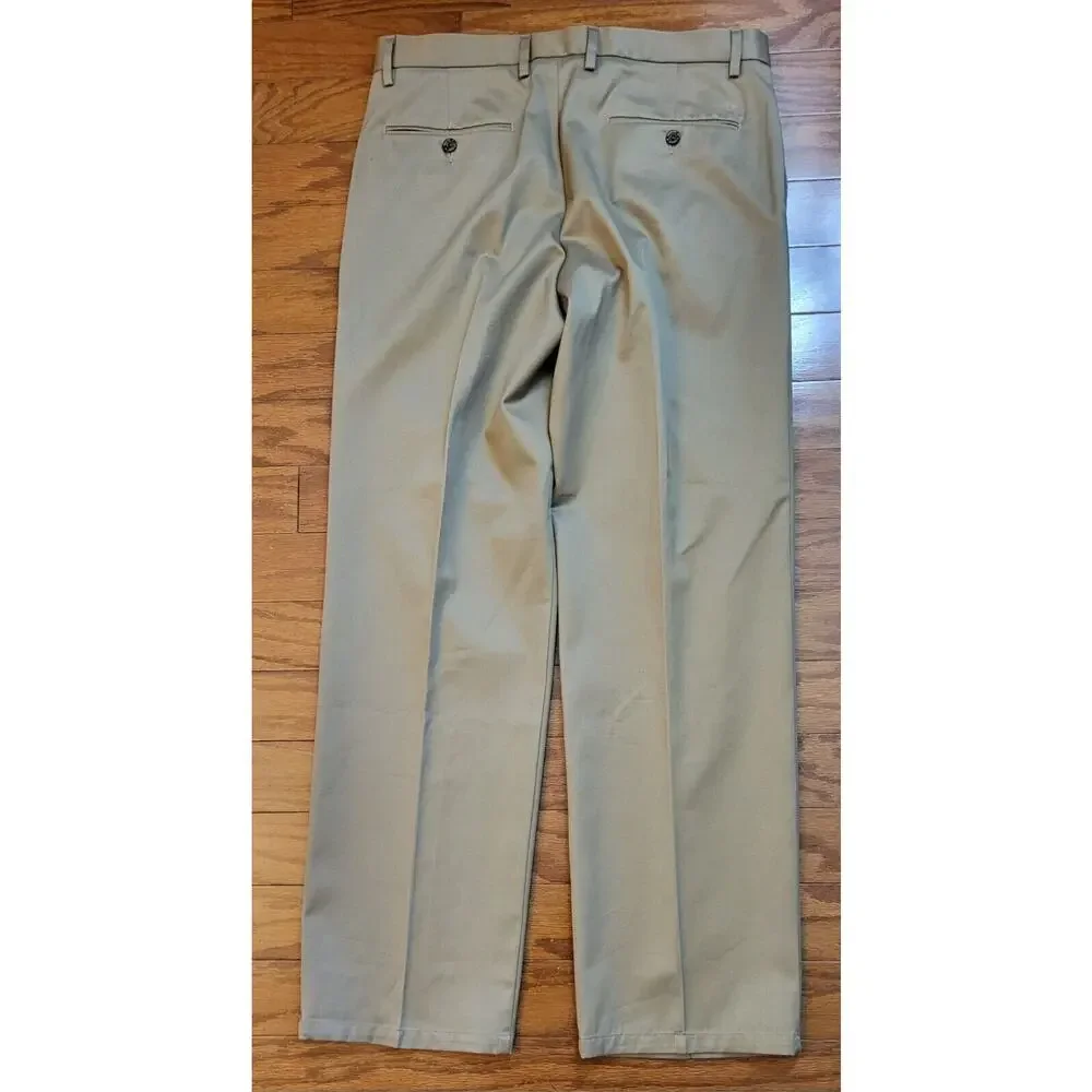 DOCKERS Signature Khaki D3 Classic Fit Pants / Slacks Men's Size 34 X 33